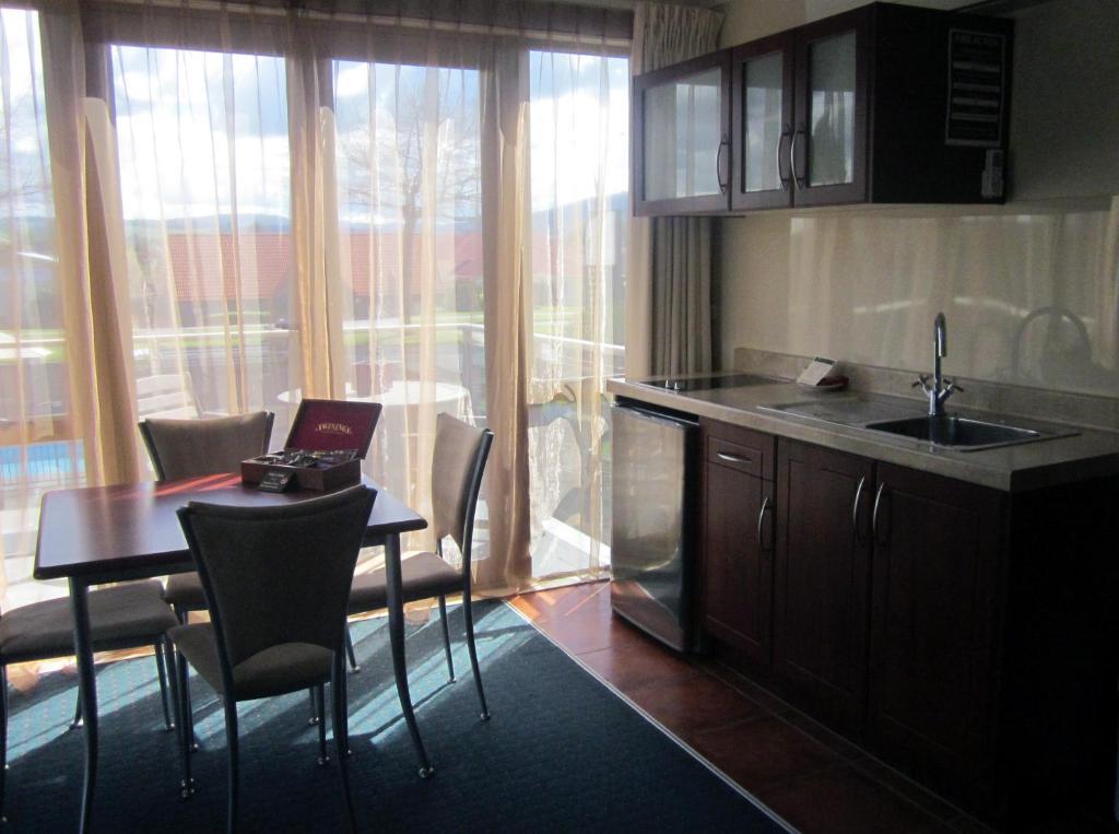 Stay 284 Rotorua - Refurbished Modern Accommodation Extérieur photo