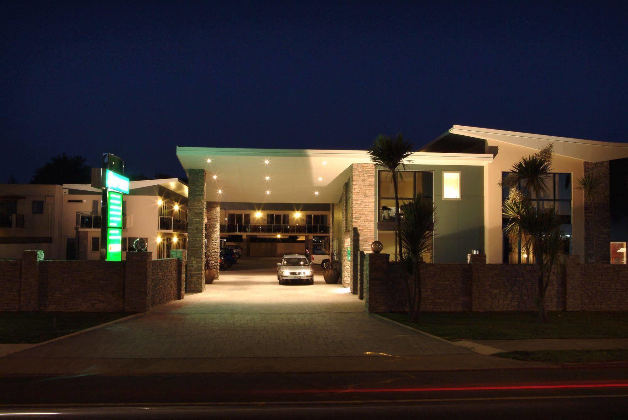 Stay 284 Rotorua - Refurbished Modern Accommodation Extérieur photo