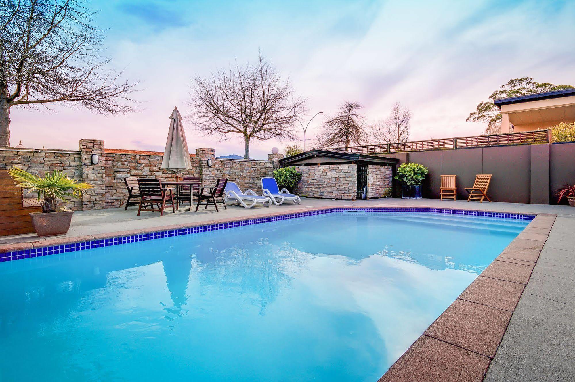 Stay 284 Rotorua - Refurbished Modern Accommodation Extérieur photo