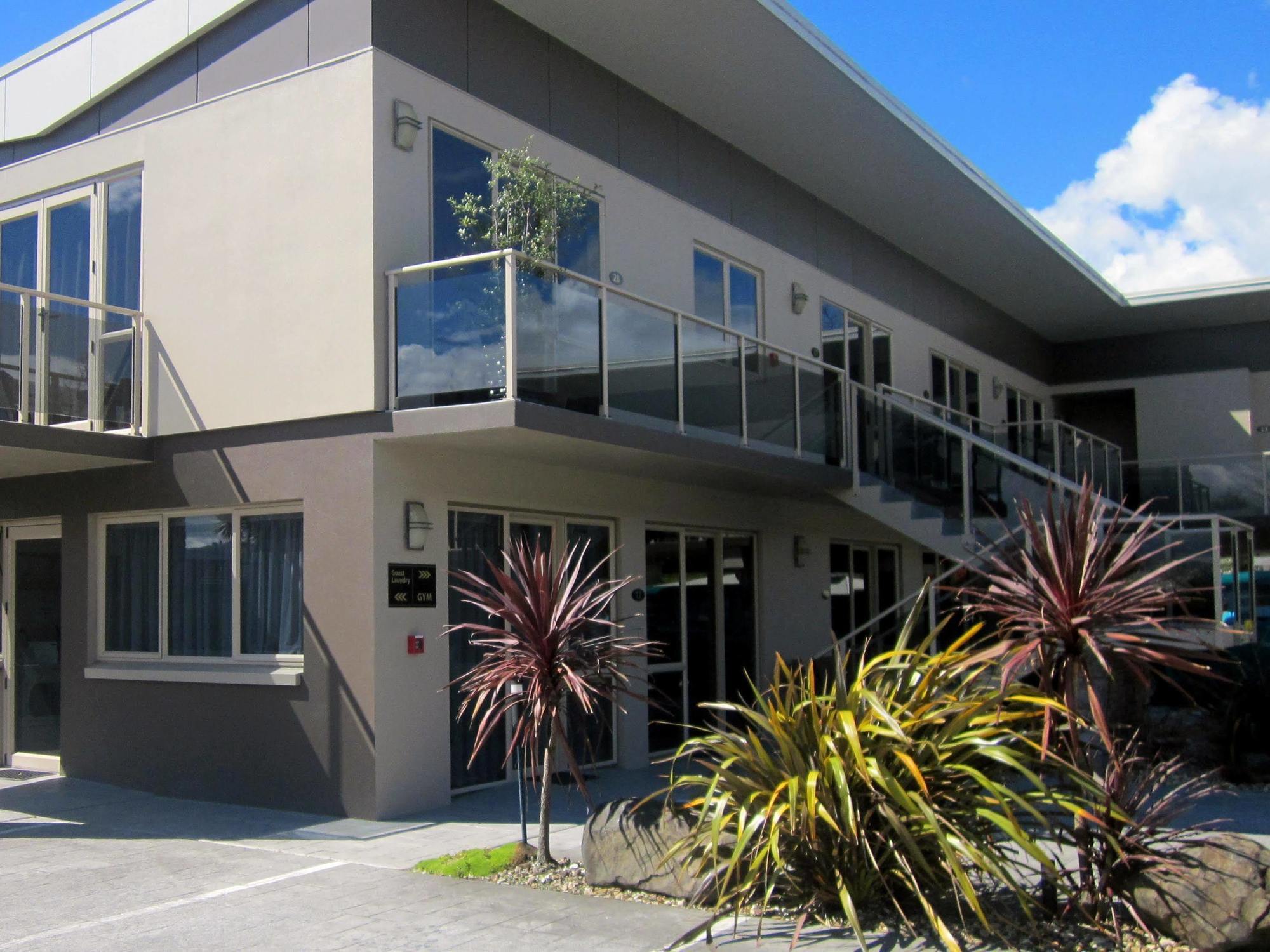 Stay 284 Rotorua - Refurbished Modern Accommodation Extérieur photo